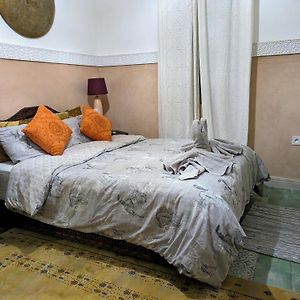 Habitación Estándar con 2 Camas Individuales